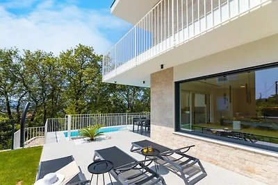 Villa Kiara mit privatem Pool, Sauna und Fitness
