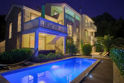 Villa con piscina riscaldata