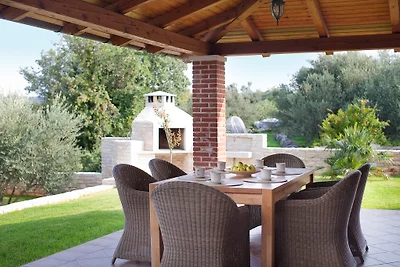 Villa Maria con piscina vicino al mare