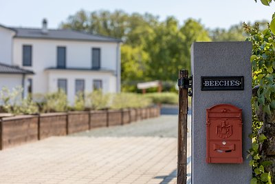 Villa Beeches con piscina riscaldata