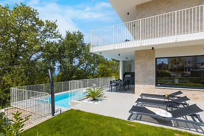 Villa Kiara mit privatem Pool, Sauna und Fitness
