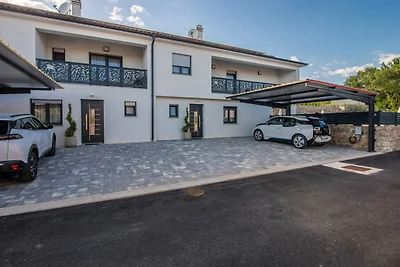 Villa Lana – Beheizter Pool & stilvoller Inselaufenthalt