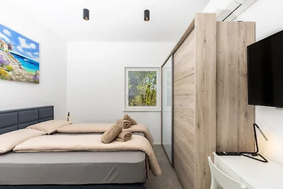 Villa Larra con piscina e jacuzzi