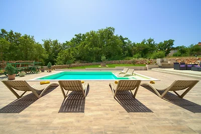 Schöne Villa Green Pearl mit Pool
