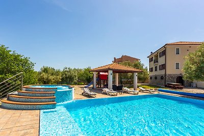 Villa con Piscina, Jacuzzi e Sauna