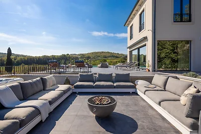 Villa Cypress Hill – Ihr privates istrisches Paradies mit beheiztem Pool und Tennisplatz