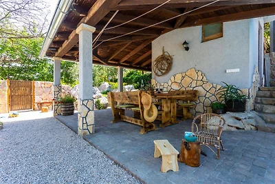 Apartment Roko mit privatem Pool