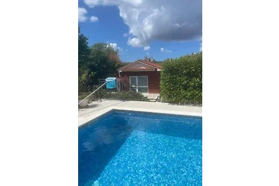 Villa Cedro con piscina y cocina de verano
