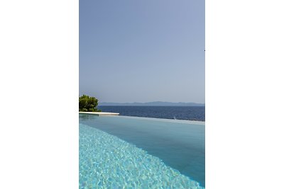 Villa Aurelia am Meer mit Pool