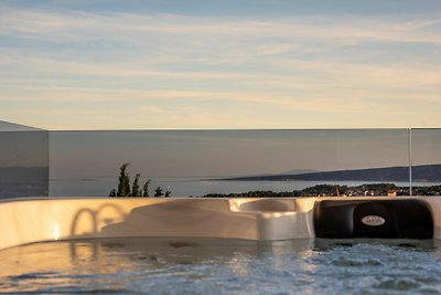 Penthouse mit Whirlpool & Meerblick