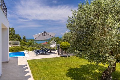 Villa Zarra mit Pool,Jacuzzi,Sauna