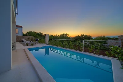 Villa Rossa con piscina riscaldata