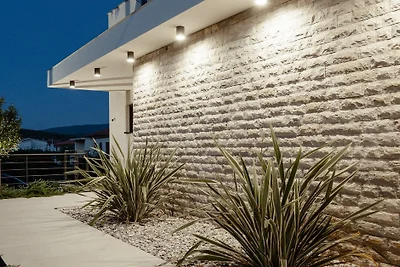 Villa Mikolina – Wellness & beheizter Pool mit Meerblick