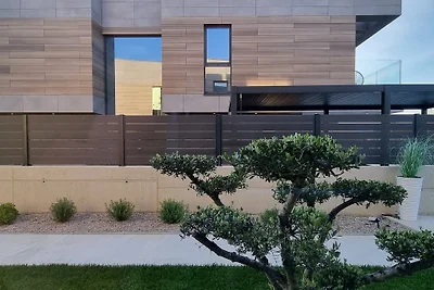 Villa Elite / Pool, Sauna & Jacuzzi