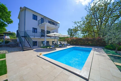 Villa Vista mit Pool und Meerblick