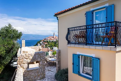 Villa Pinia mit Meerblick & Pool