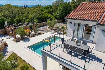 Luxuriöse Villa Posija mit  privatem Pool