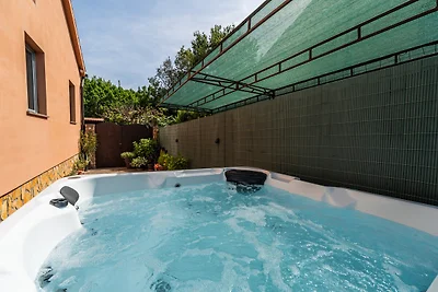 Ferienhaus Ana mit Pool und Jacuzzi