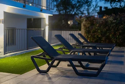 Villa Vista mit Pool und Meerblick