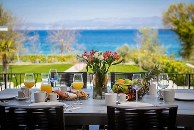 Villa C Malinska am Meer mit Pool