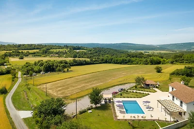 Villa Roti – ein verstecktes Juwel in Istrien mit privatem Pool und Sauna