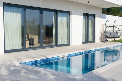 Villa Sensei mit privatem Pool