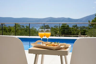 Villa Oliveto Giardino con piscina