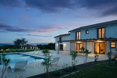 Villa Roti – ein verstecktes Juwel in Istrien mit privatem Pool und Sauna