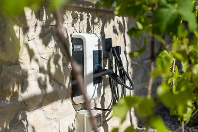 Villa Divina – Küstenvilla mit beheiztem Pool und Ladestation für Elektrofahrzeuge