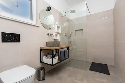 Villa Larra con piscina e jacuzzi