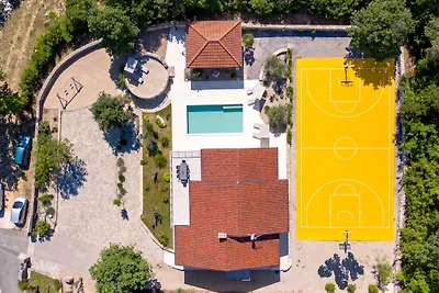 Luxuriöse Villa Posija mit  privatem Pool
