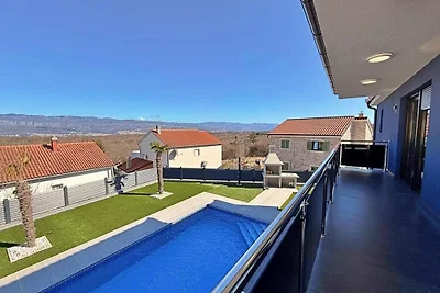 Villa Azur mit Pool & Whirlpool