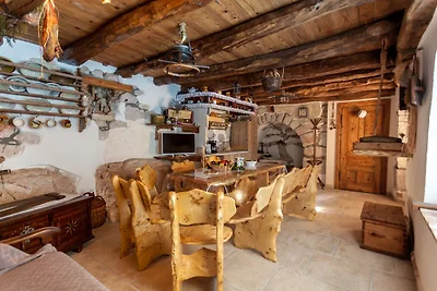 Steinhaus Villa Dunatić mit Pool