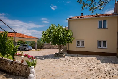 Casa Rosalia con vista mare e piscina