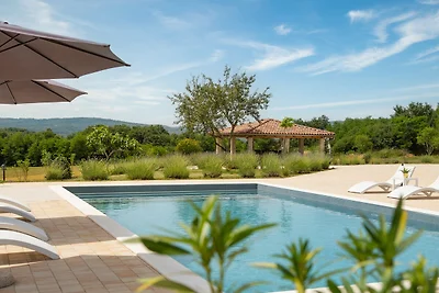 Villa Roti – ein verstecktes Juwel in Istrien mit privatem Pool und Sauna