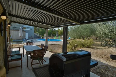 Appartamento Oliva con piscina privata