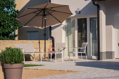 Ferienhaus Pietra mit privater Pool