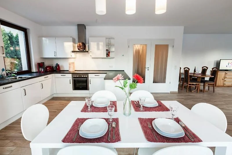 Cucina con zona pranzo