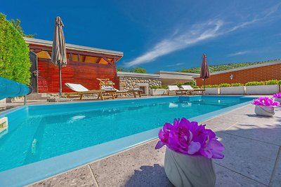 Villa Oblak