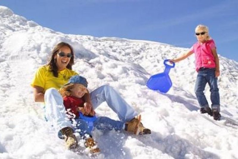 Sommer-Schnee- und Eis-Erlebniswelt am Kitzsteinhorngletcher