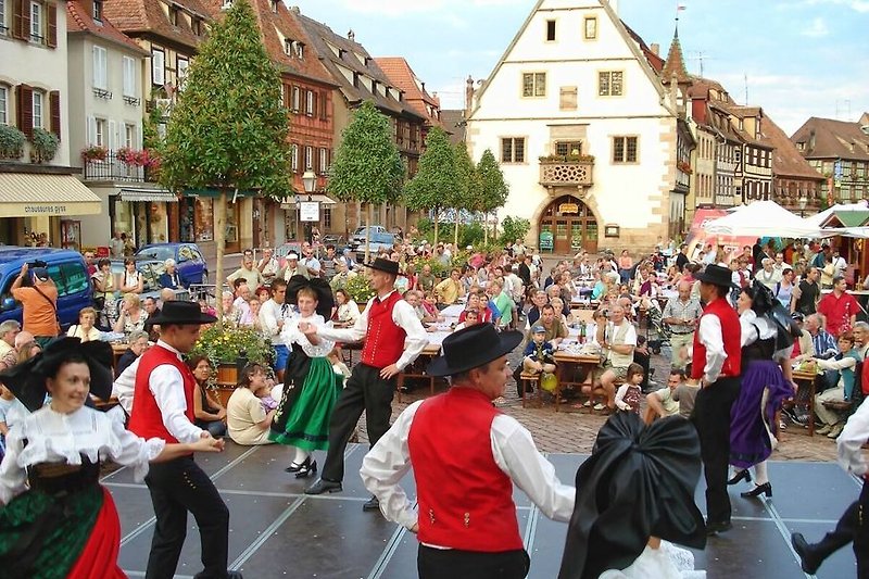 Folklore Alsacien