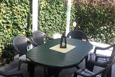 BIHS09001-FeHaus "Inselmitt twee