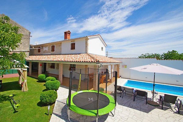 Ferienhaus Šajini