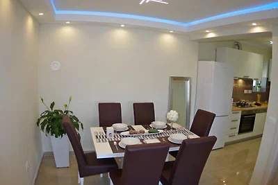 Villa Elvis