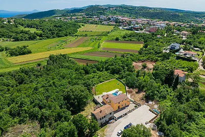 Villa Analucija