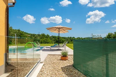 Villa Analucija