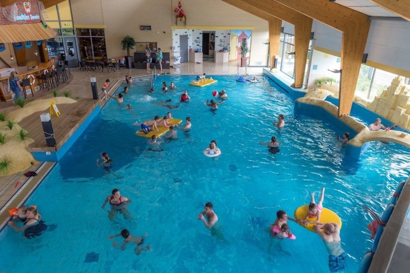 Unutarnji bazen, dostupan bazen za malu djecu