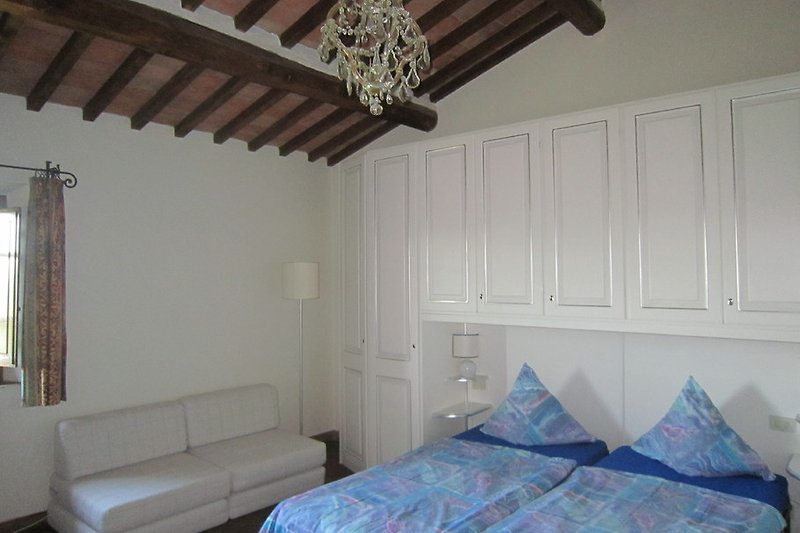 Holidayhome in Tuscany bedroom, 3 single beds, Ap.3, first floor