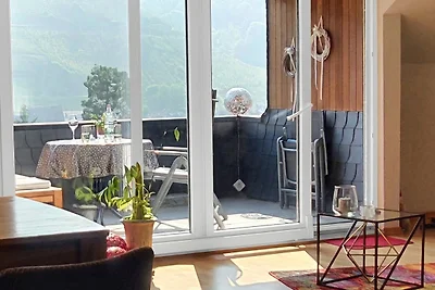 Collis mit Moselsicht und Balkon