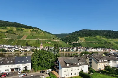 Collis mit Moselsicht und Balkon